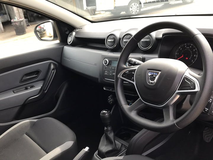 White Dacia Duster 1.0 Essential Tce 2019