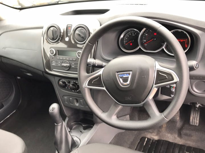 White Dacia Sandero 1.0 Essential Sce 2020