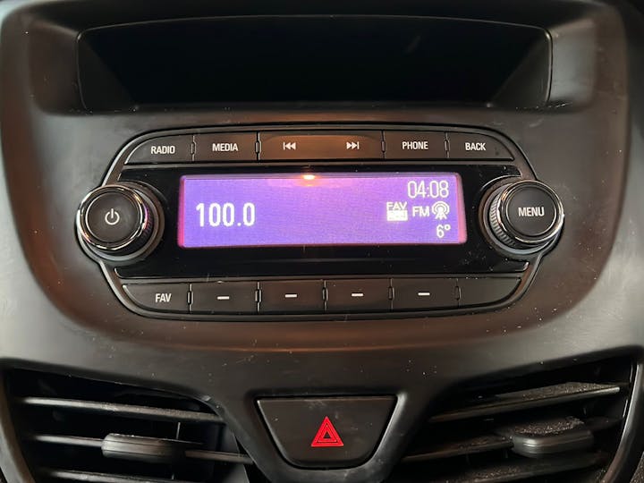 Vauxhall Viva 1.0 SE Ac 2017