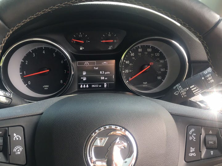 Silver Vauxhall Astra 1.4 Elite 2017