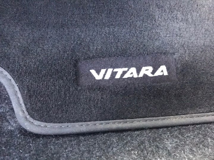 White Suzuki Vitara 1.4 Sz5 Boosterjet 2018