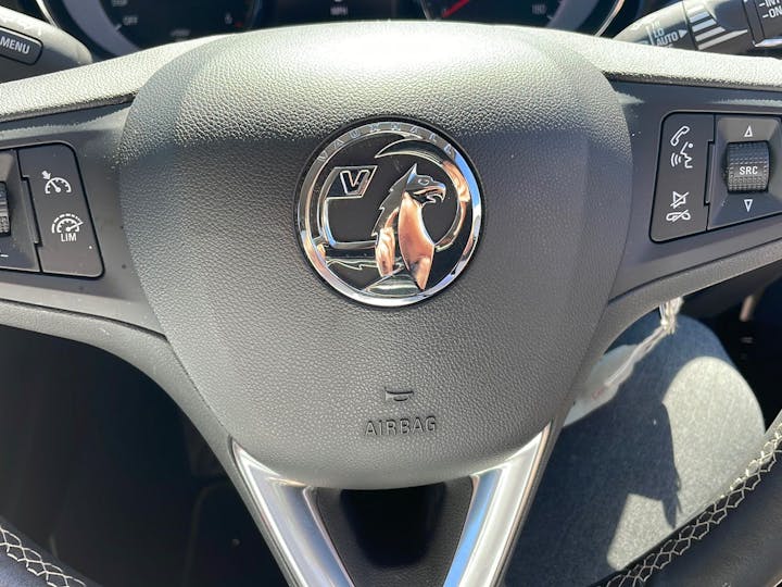 Black Vauxhall Astra 1.6 Elite CDTi S/S 2017