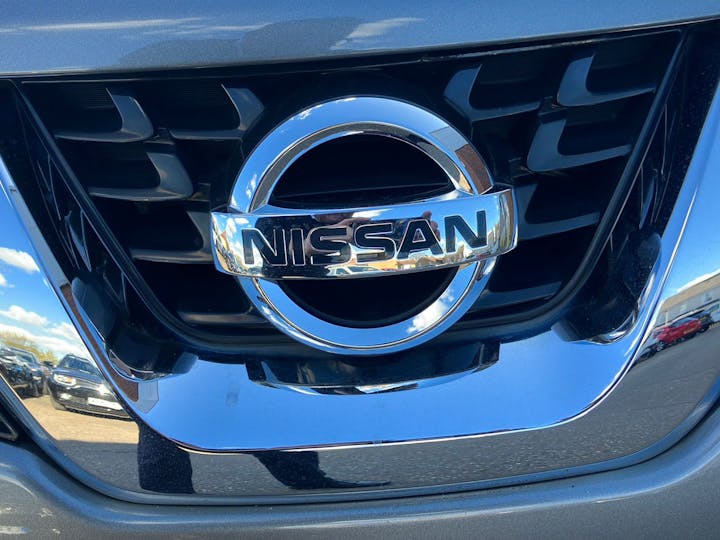 Grey Nissan Juke 1.2 Tekna Dig T 2017