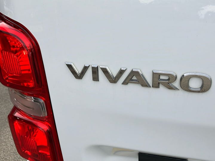 White Vauxhall Vivaro 1.5 L2h1 2900 Dynamic S/S 2021