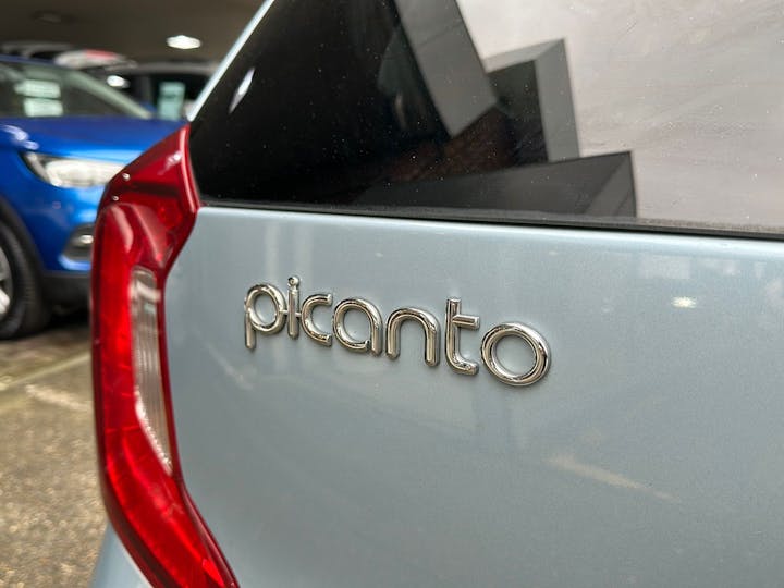 Blue Kia Picanto 1.0 Wave 2019