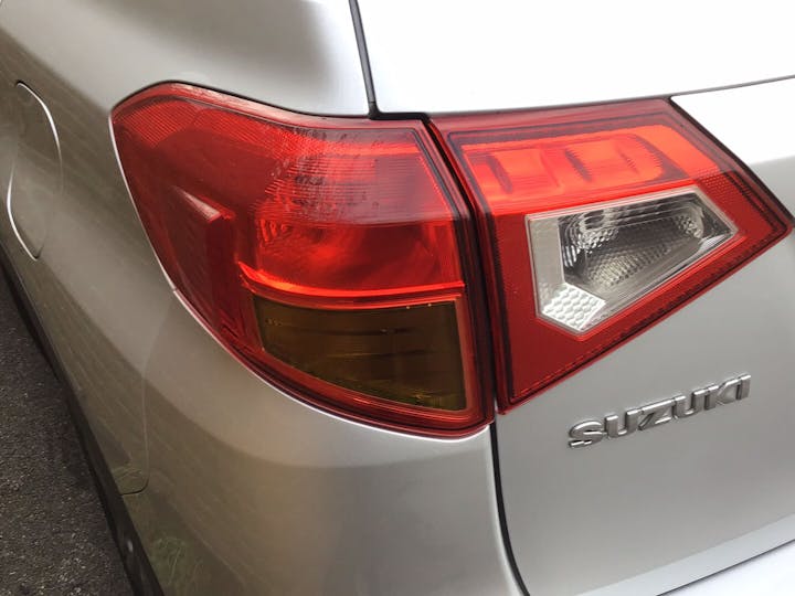 Silver Suzuki Vitara 1.6 Sz-t 2017