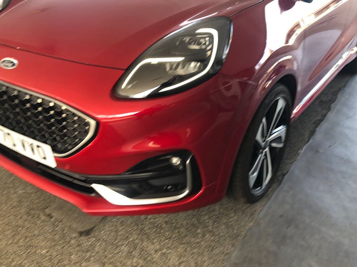 Red Ford Puma 1.0 ST-Line Vignale Mhev 2021