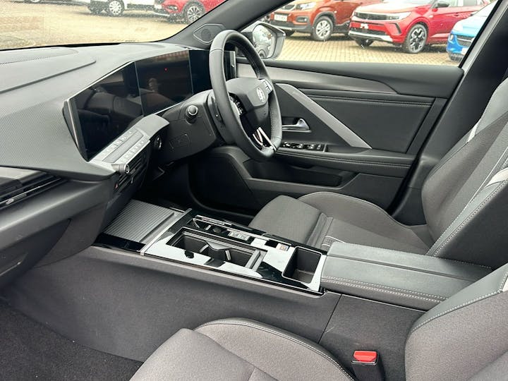 White Vauxhall Astra 1.2 GS 2023