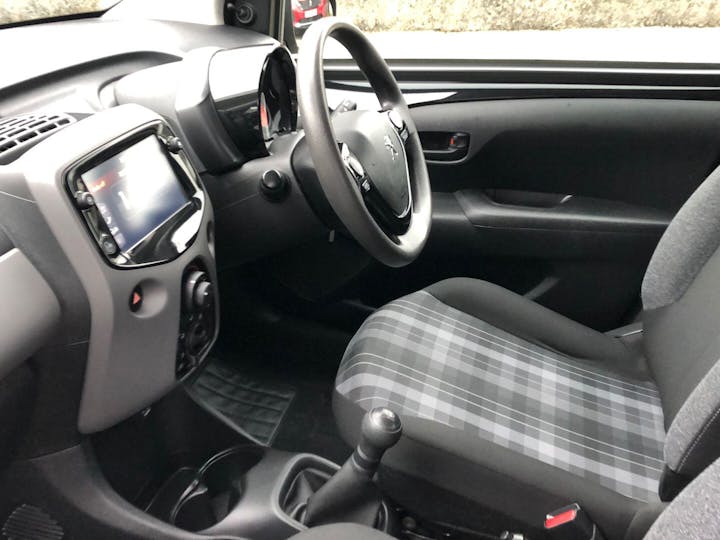  Peugeot 108 1.0 Active 2018