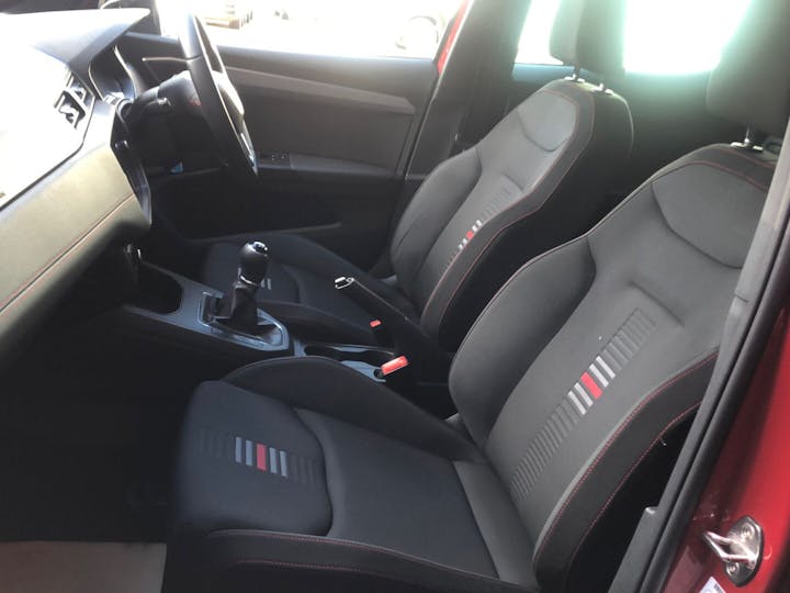 Red SEAT Ibiza 1.0 TSI Fr 2021