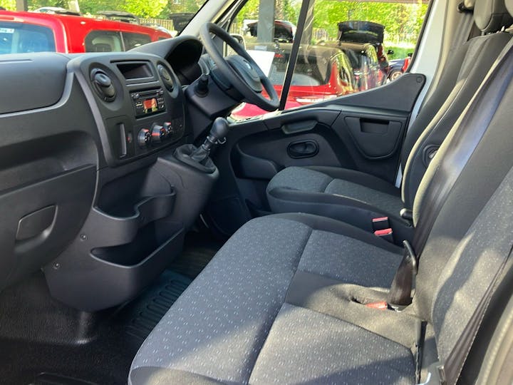 White Vauxhall Movano 2.3 L2h2 F3500 P/v 2019