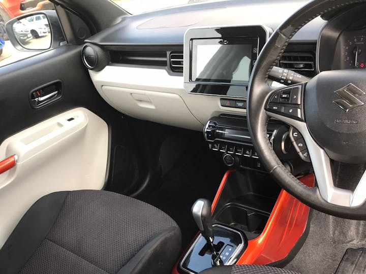 White Suzuki Ignis 1.2 Sz5 Dualjet 2019