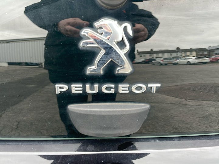 Black Peugeot 108 1.0 Active Top 2020