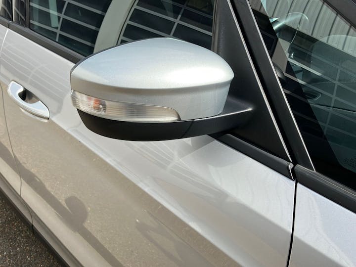 Silver Ford Galaxy 1.5 Zetec 2017