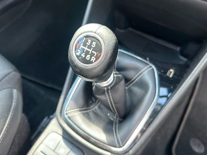 Blue Ford Fiesta 1.0 Zetec 2019