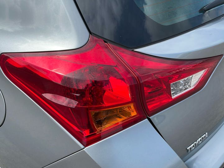 Grey Toyota Auris 1.6 Icon Valvematic 2015