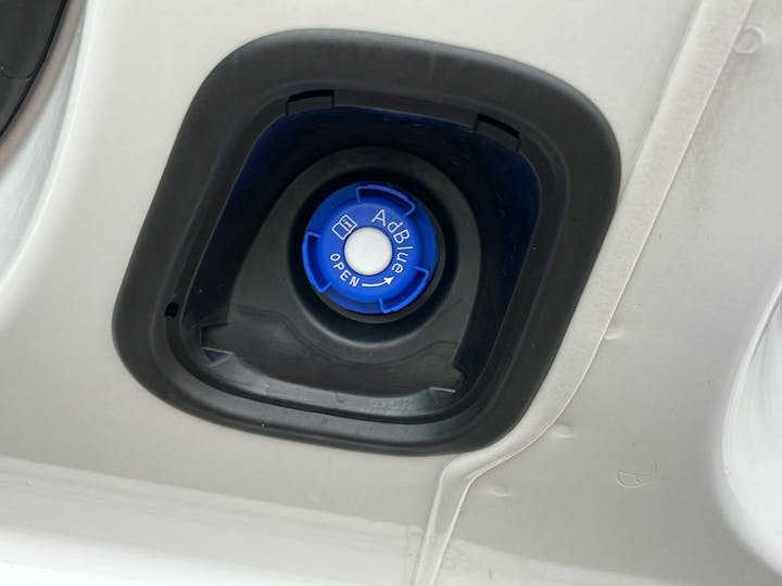 White Vauxhall Vivaro 1.5 L2h1 2900 Dynamic S/S 2020
