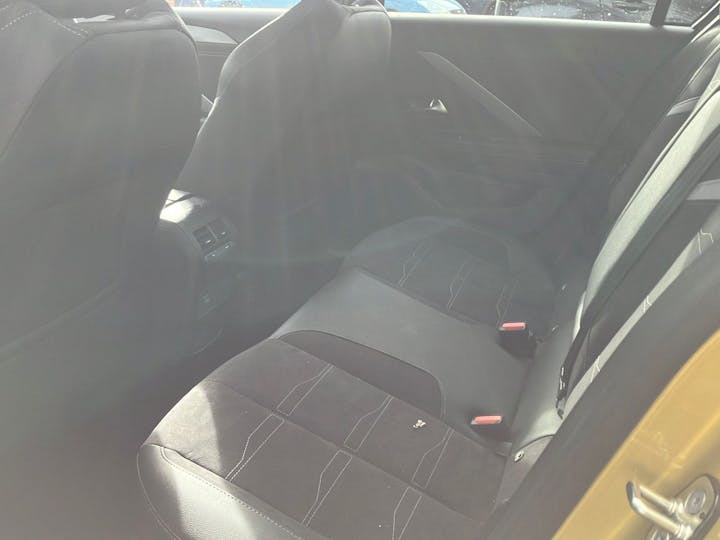 Black Vauxhall Astra 1.6 Ultimate Phev 2023