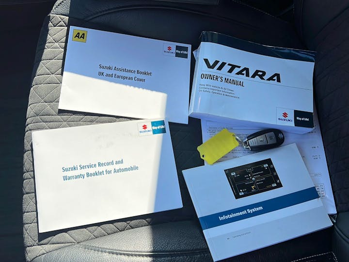 White Suzuki Vitara 1.4 Sz5 Boosterjet Allgrip 2019
