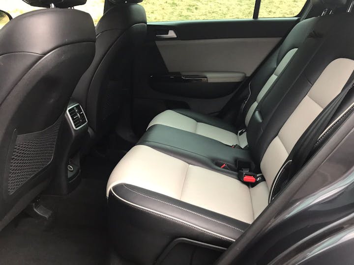 Silver Kia Sportage 1.6 GT-line 2016