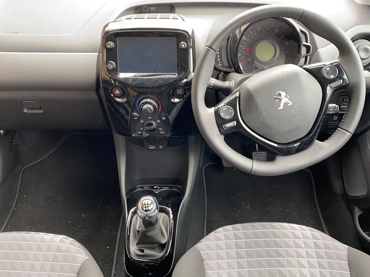  Peugeot 108 1.0 Allure 2021
